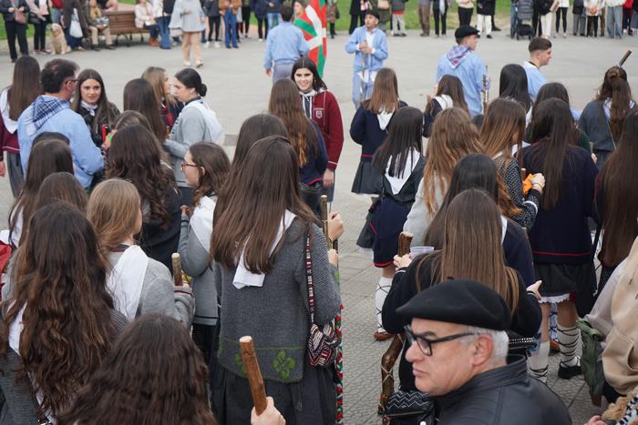 Amurrioko kintoek senideekin 4 1770386878976