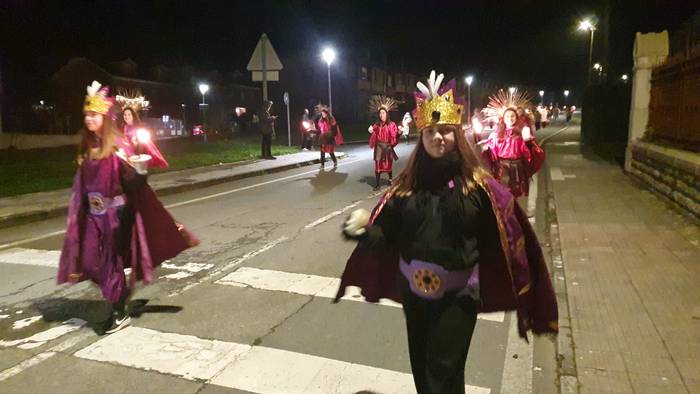 Hiru Errege Magoek ilusioz b 79 1767729387693