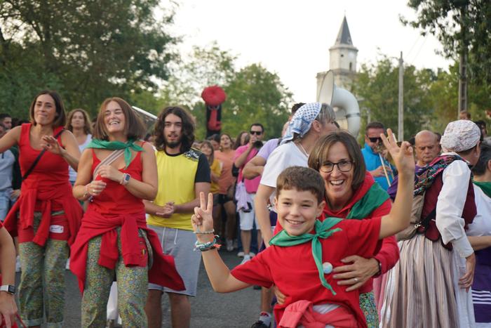 Arteko Gure Aman elkartu eta 27 1757796298974