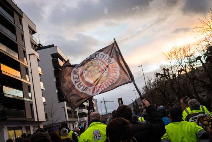 Fabrika barrura eraman dute  8 1769714911162