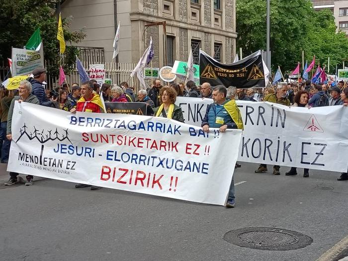 El Correon Ferosca I zentral eolikoari buruz argitaratutako artikuluaren inguruko gogoetak