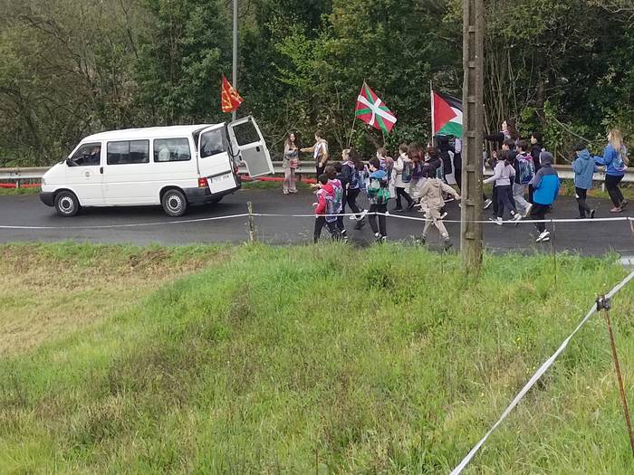 Korrika Txikiaz gozatu zuten 3 1774733553454