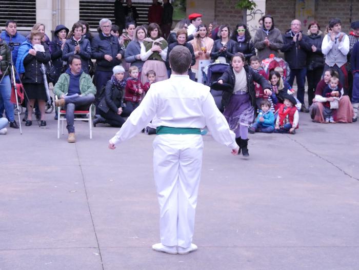 Egunez ere hartu zituzten hi 60 1526229576723