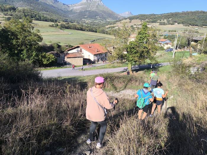 Adin guztietako mendizaleek  35 1760277205935