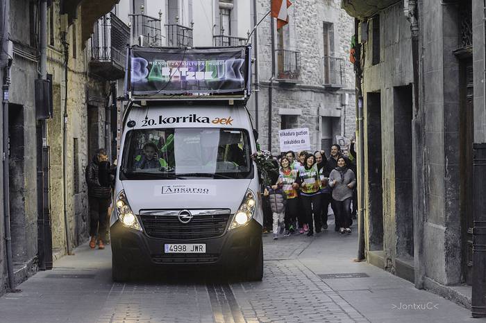 ARGAZKI GALERIA: Euskara eta 114 1491905677500