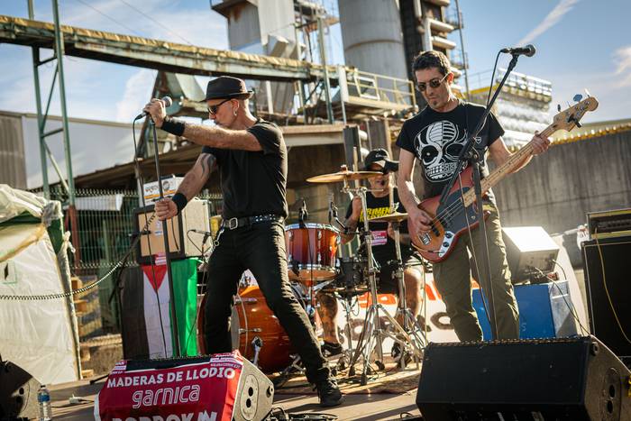 Rock doinuekin astindu dute  1 1759423250030