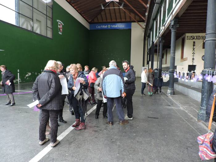 Aldarri ozena genero indarke 9 1511632276889