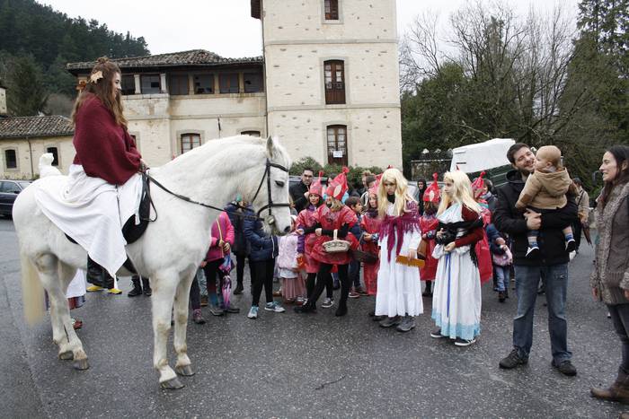 Olentzerok, Maridomingik eta 17 1513680087342