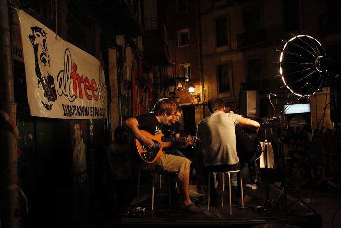 Alfredo Remirezi elkartasuna 47 1508166263436