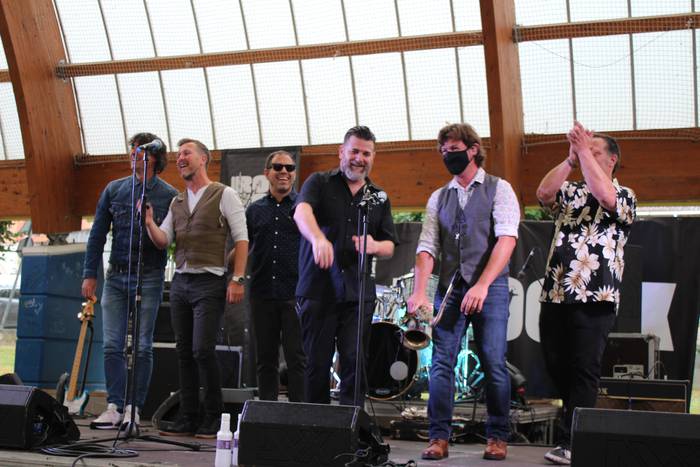 Travellin Brothers taldeak i 28 1628072215819