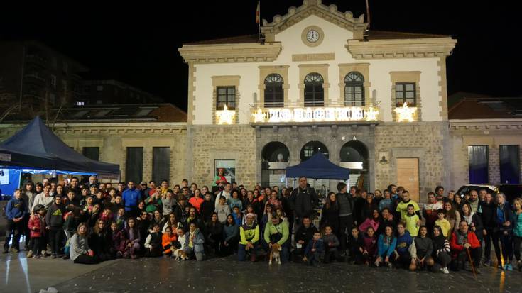 Ehunka lagunek abiatu du Babio Igoera Non-stop ekimena