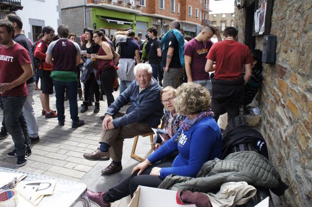 Euskal Preso Politikoen esku 11 1493719876550