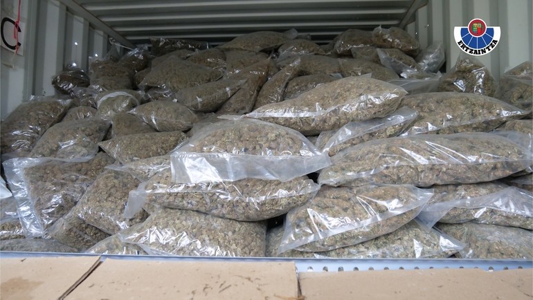 Hiru tona marihuana topatu zituen Ertzaintzak Belandian eta atxilotua aske dago kautelazko neurriekin