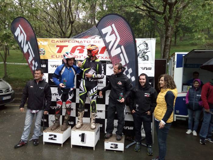 Hainbat motor gidari elkartu 20 1493565577907