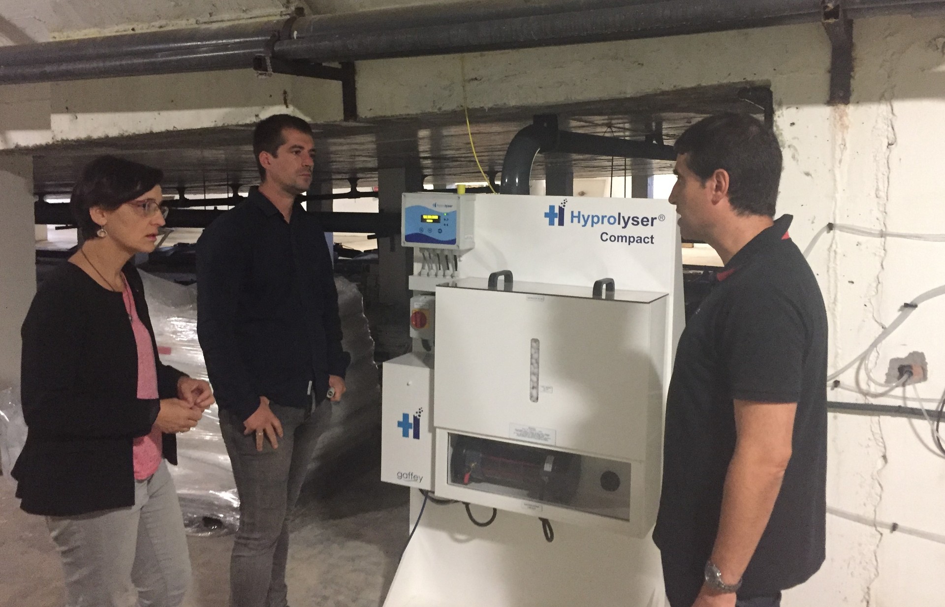 Amurrioko Udalak sistema berritzailea instalatu du kloroa sortzeko Bañuetako kiroldegian