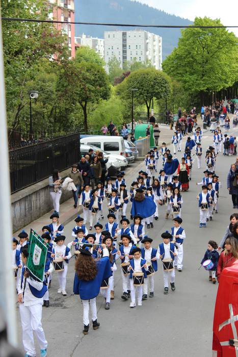 Ehunka umek zabaldu dute dan 38 1493311344724