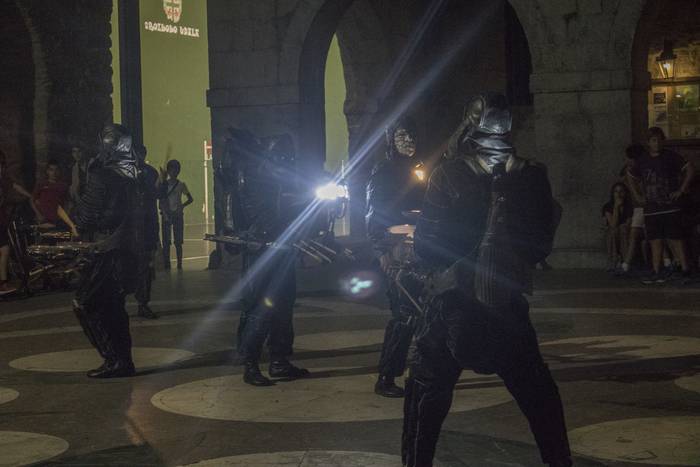 Deabru Beltzak taldeak gaua  15 1501492580291