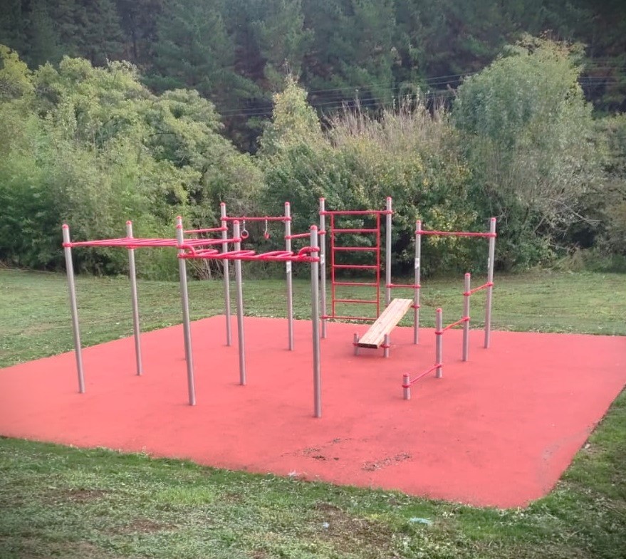Azpiegitura berriak Aiaran: Kalistenia parkea, ibilgailu elektrikoen karga puntua eta herritarrentzako topalekua