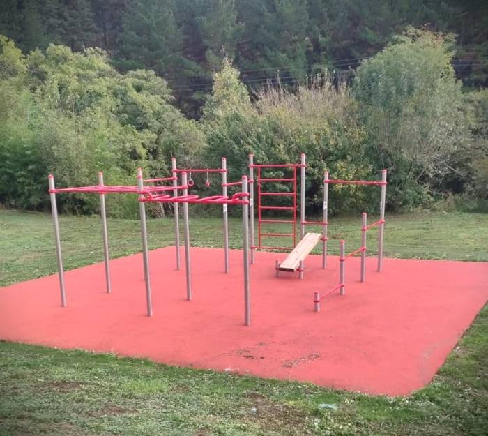 Azpiegitura berriak Aiaran: Kalistenia parkea, ibilgailu elektrikoen karga puntua eta herritarrentzako topalekua