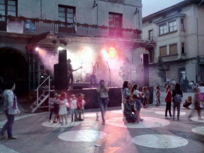 Hainbat txokotan ospatu zitu 22 1498308362344