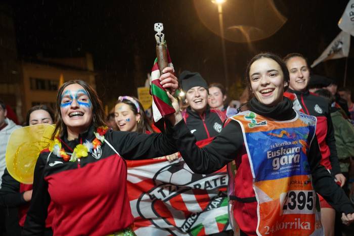 Aldarrikapenez eta pirotekni 212 1774615701147