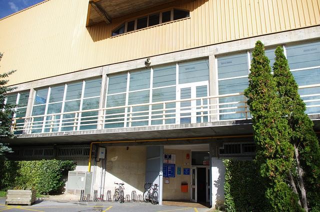 Laudioarrek eskuragarri dituzte jada udal kiroldegiko tasa berriak