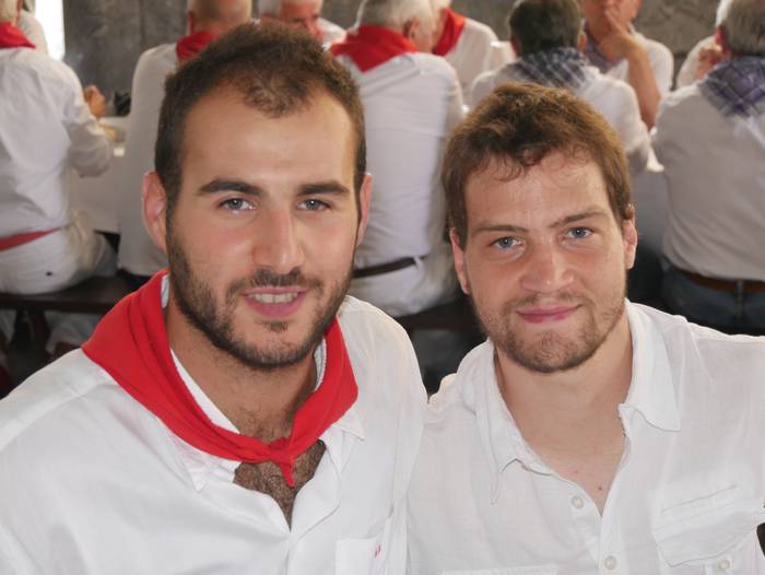 Belaunaldi anitzetako 330 Ko 123 1661699349732