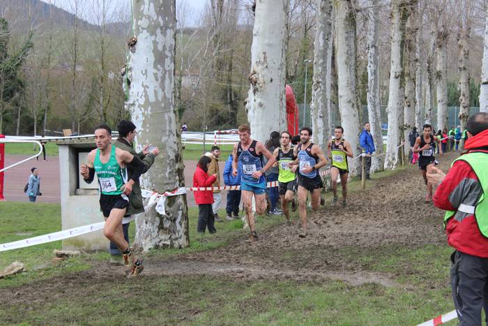 Ehunka lasterkarik bete ditu 137 1518375896329