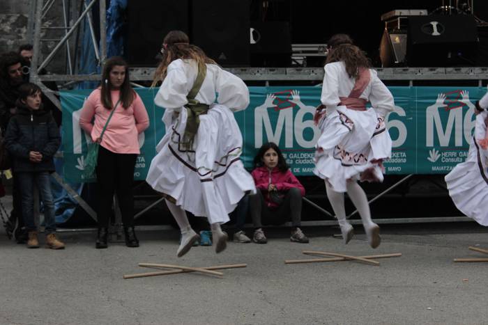 Dantza eta musika artean has 52 1524869088935