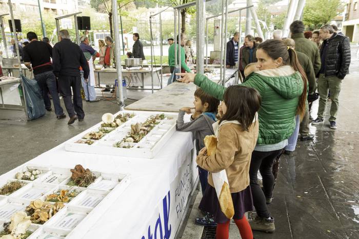 Gastronomia eta mikologia uz 4 1509955004326