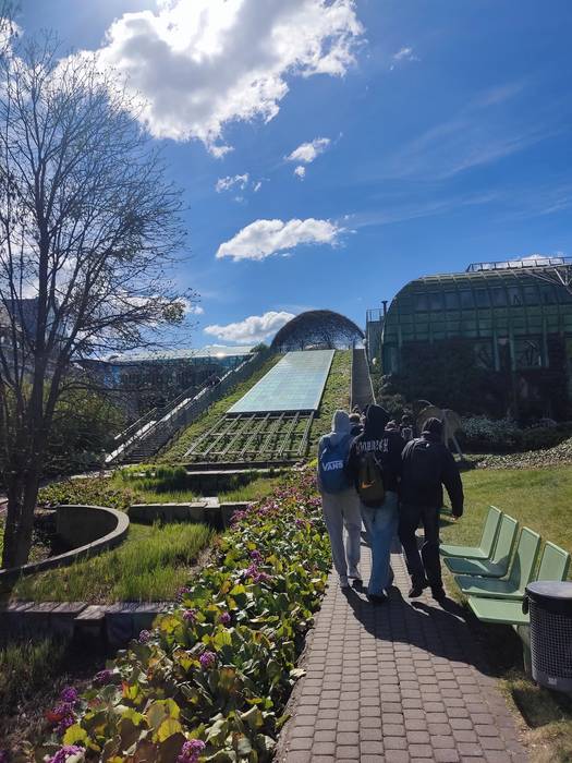 Osteguna zientzian buru-bela 3 1776973394451