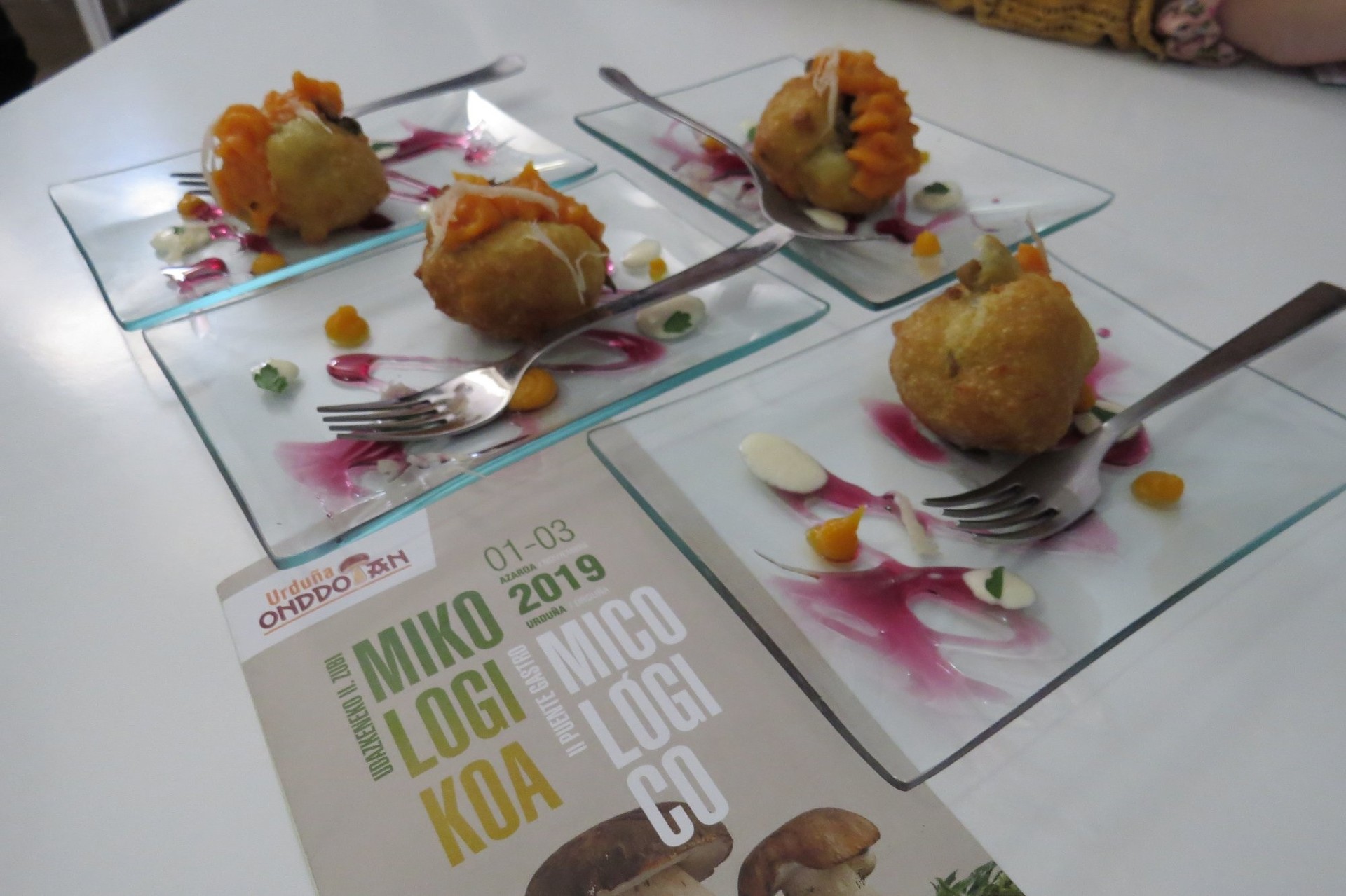 Herri-epaimahaiak ere Politenako pintxoa saritu du 'Urduña Onddotan' lehiaketa gastronomikoan