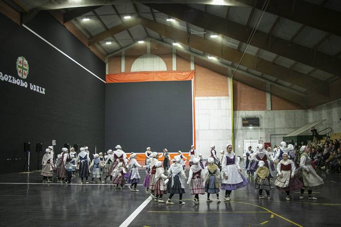 Ubixeta dantza taldeak dantz 46 1766416589142