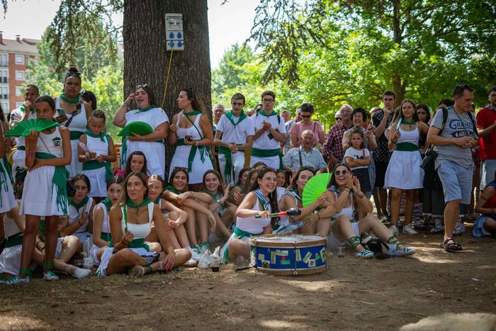 Amurrioko Kuadrillek ate jok 25 1755001087536