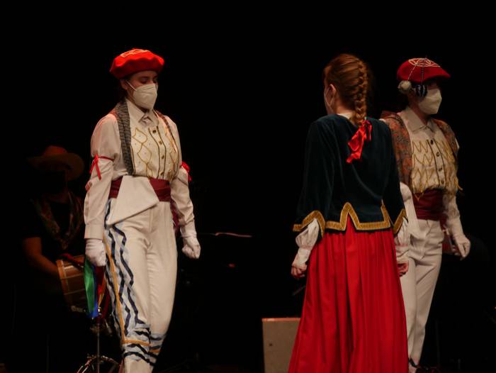 Aiara Dantza Taldearen "Arat 94 1614450529701