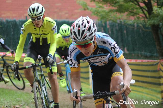 Nazioarteko Ziklokrosean esk 37 1509385160082