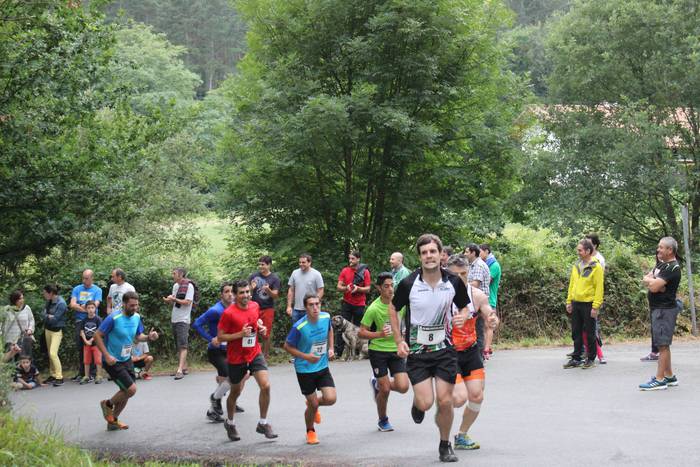 Auzoko mendiak zeharkatu zit 28 1498470866283