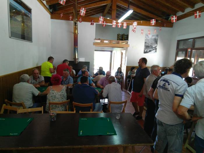 Santa Marina ospatzeko hainb 8 1500532427601