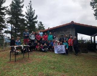 Familia giroa nagusi Arrankudiagako Mendi Ibilaldian