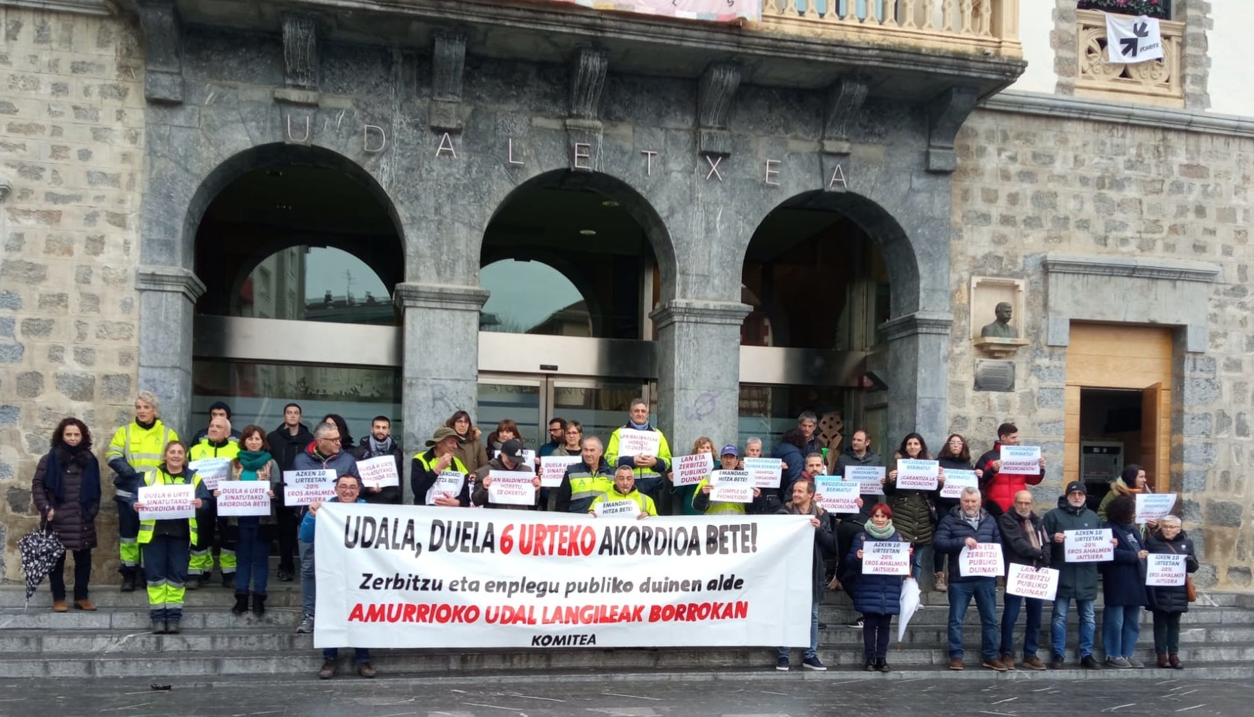 Greba eguna dute bihar Aiaraldeko administrazio publikoan