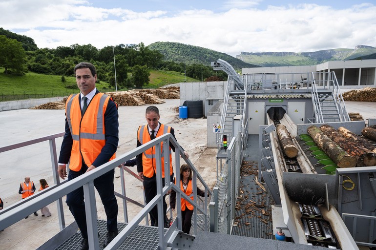 Ekoizpena hirukoiztu eta ehun enplegu sortzea aurreikusi dute Etorkik eta Lanak, Murgan instalazio berria irekita