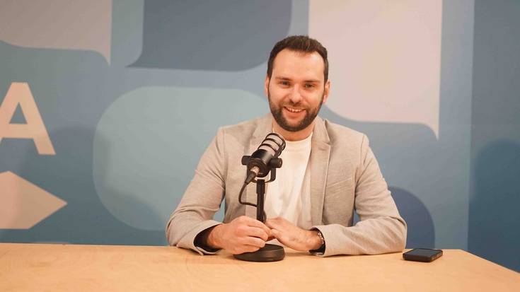 "Urduñako ehun bizilagun inguru daude Tubos Reunidosen lanean. Babesa helerazi nahi diet guztiei eta euren familiei"