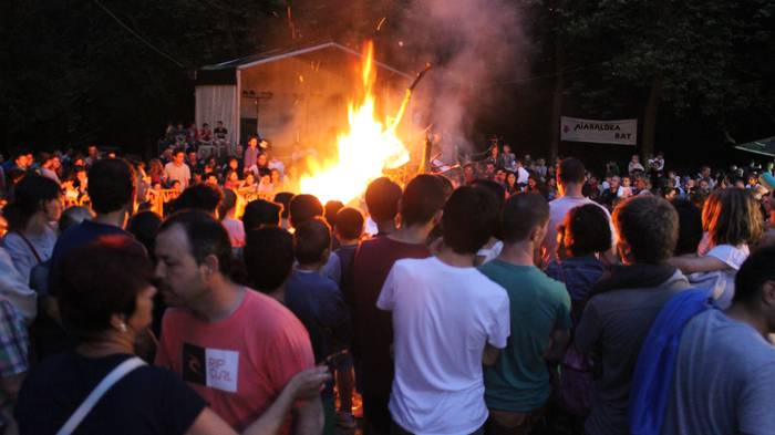 Hainbat txokotan ospatu zitu 75 1498328253843