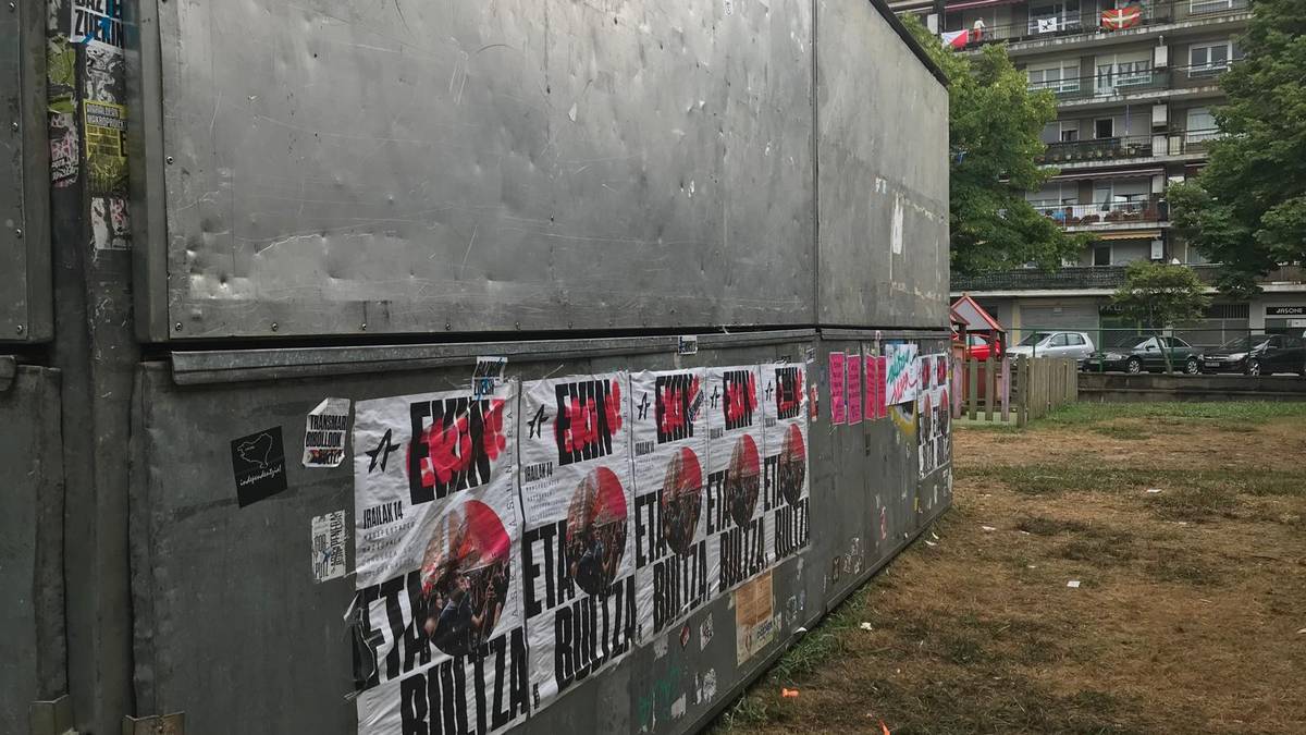 Ernaik ez du Coca-Colarik saldu Aretako txosnan, Israelen aurkako boikota sustatzeko