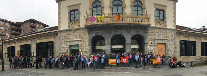 Kataluniako grebarekin bat e 9 1507108925972