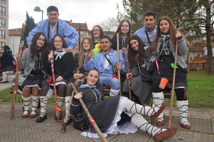 Amurrioko kintoek senideekin 36 1770387072932