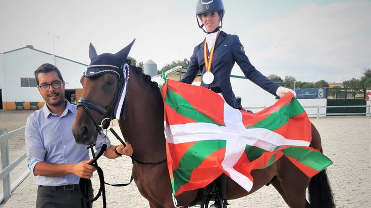 Arrietta Ruiz Goirik zilarrezko domina eskuratu du Espainiako hezte klasikoko txapelketan