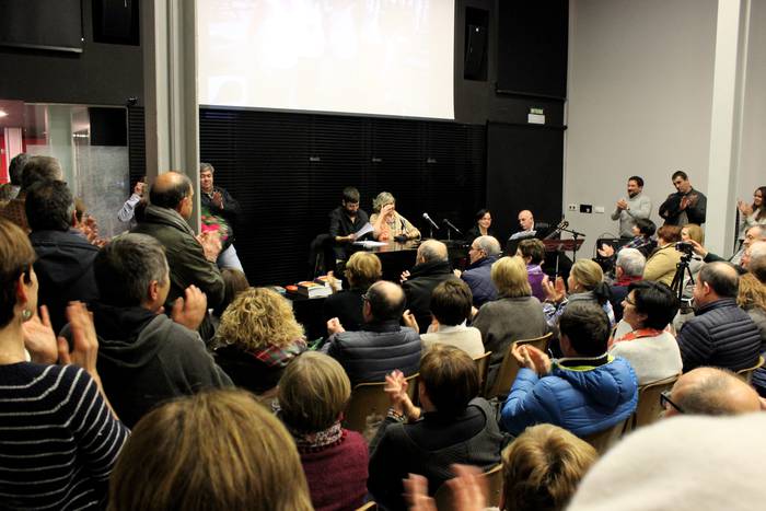 Maria Luisa Goikoetxeak Alho 8 1485178563508