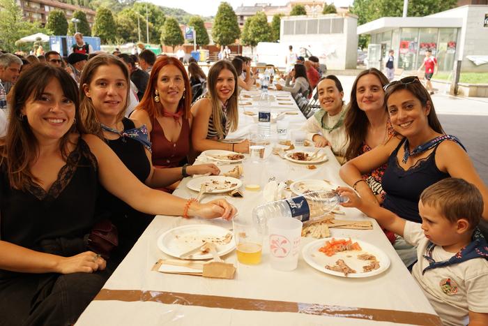 Txahal erreak ehunka laudioa 28 1756478391544