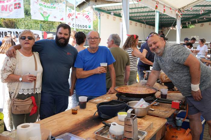 Paella txapelketarekin eta K 11 1755976607965